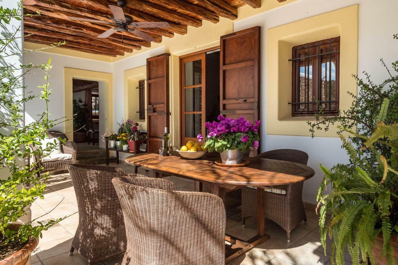 Villa Can Fita Puig D'en Valls المظهر الخارجي الصورة